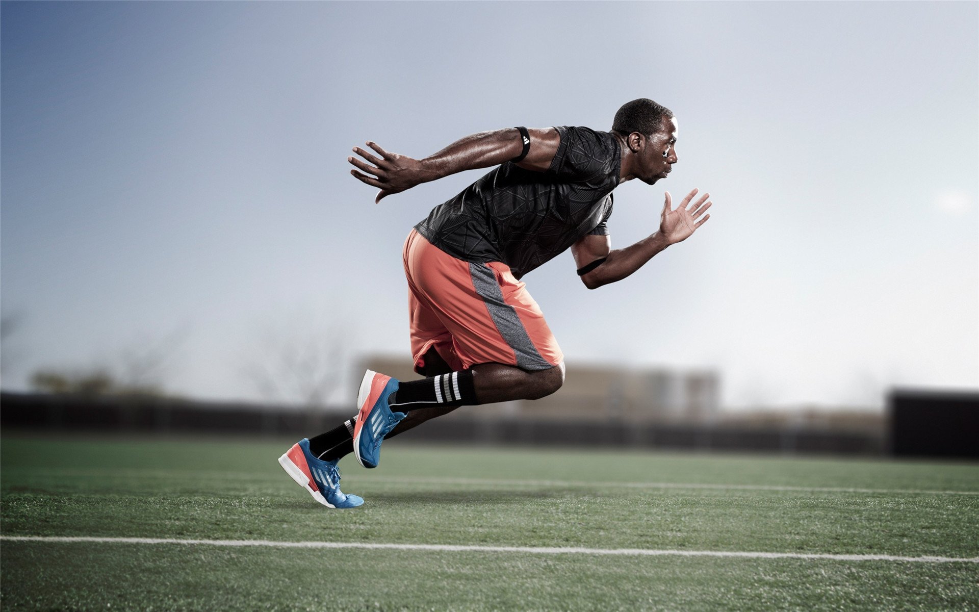 精彩对决:球员们如何在比赛中斗智斗勇?,非常精彩的对决