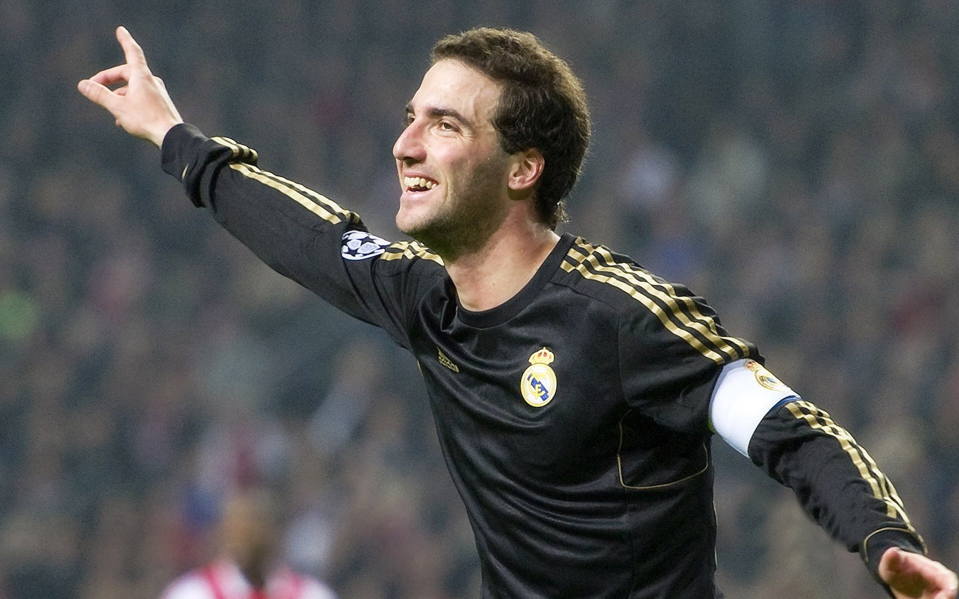 九游赛事-门兴格拉德巴赫球员伤愈回归，球队迎来转折，门兴格拉德巴赫队俱乐部微博